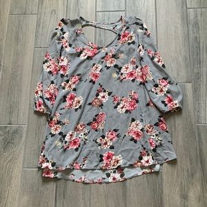 Vici gray floral dress